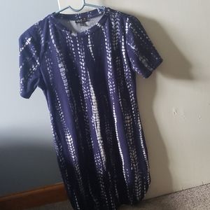 NWOT blue&white top